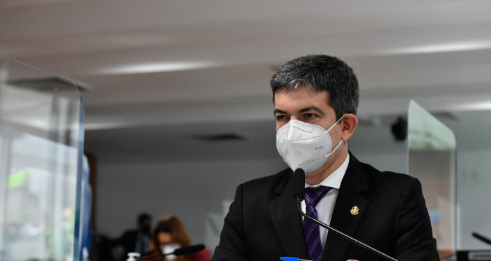 Vice-presidente da CPI da Covid pede que PF investigue Bolsonaro por divulgar de inquérito sigiloso