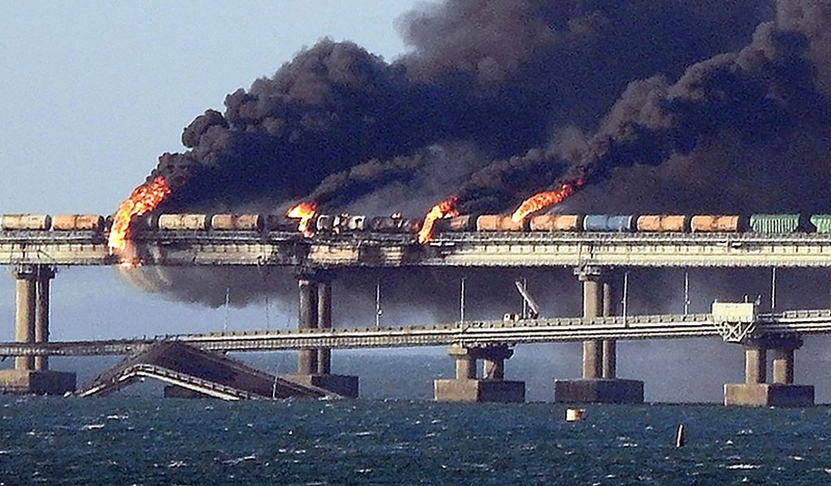 O que se sabe até agora sobre a explosão na ponte da Crimeia