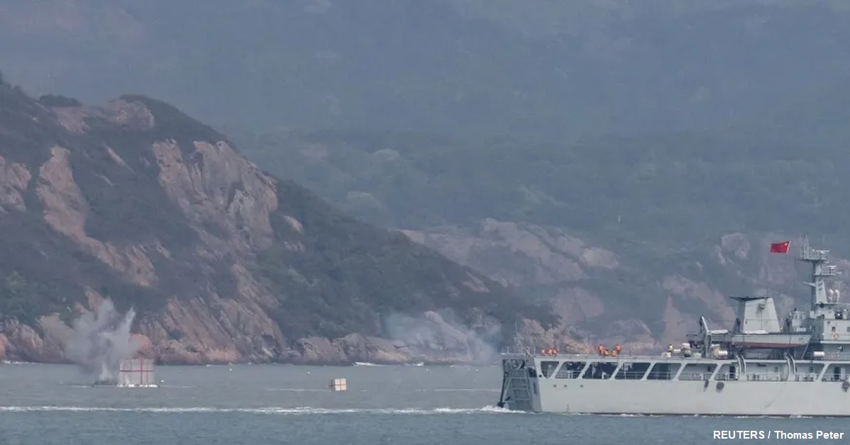 China simula ataque a Taiwan em 2° dia de exercícios militares
