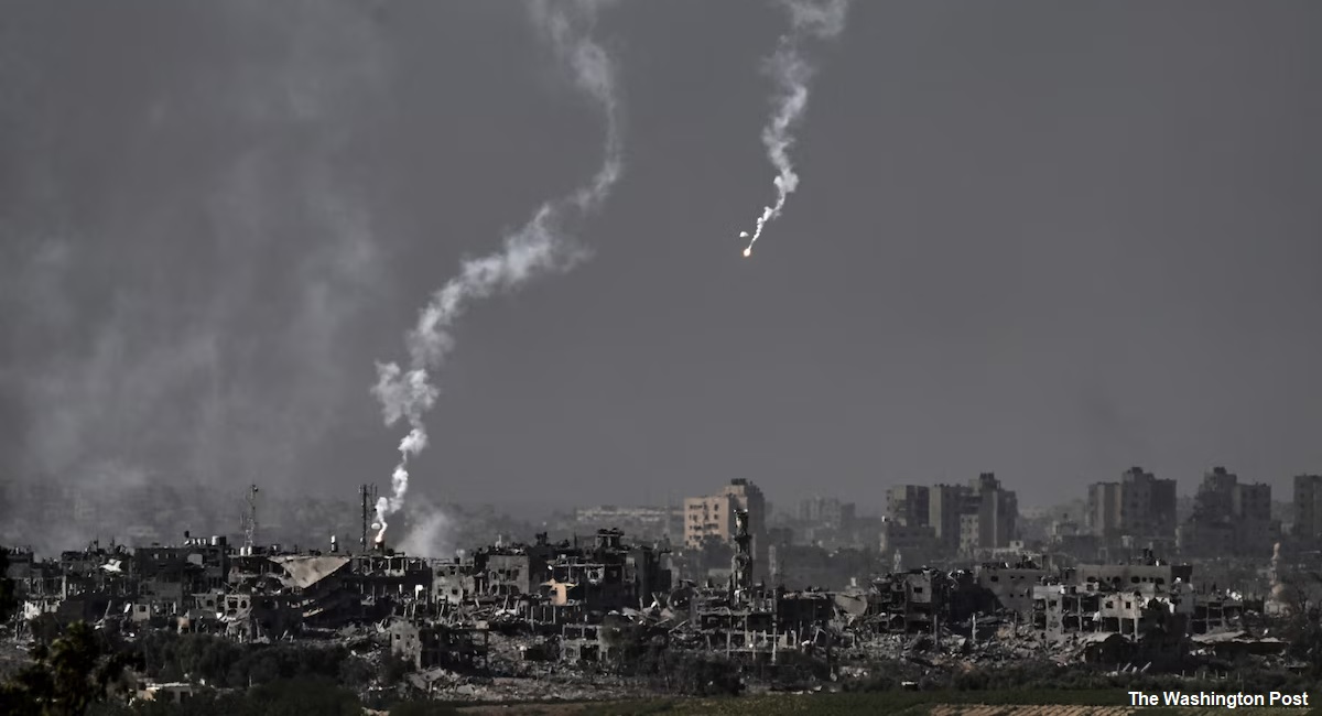 Tropas avançam sobre Gaza com ataques por terra, ar e mar