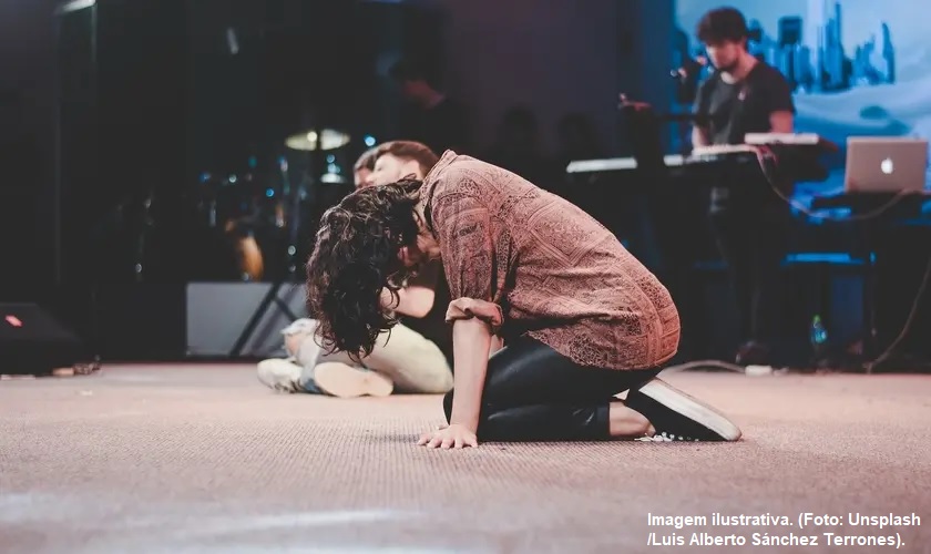 Pastor ensina cristãos a vencerem ataques do inimigo: “Se fortaleça no poder de Deus” | RADIO UNIDADE DIGITAL